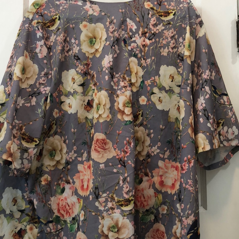 Floral top